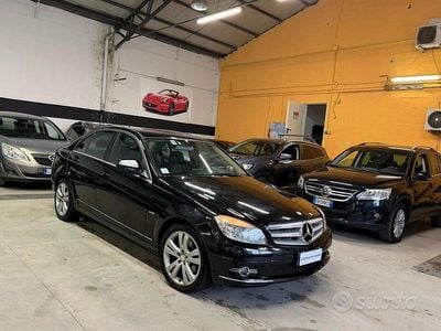 Nero Usata 2009 Mercedes C220 Avantgarde Berlina | 4950 € (Buon prezzo)