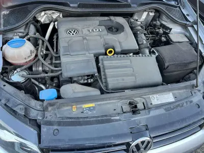 Usata VW Polo Cross 90 CV (66 kW) 2016 Argento Utilitaria