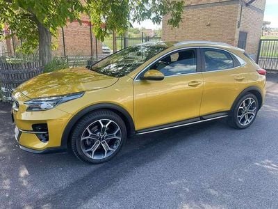 Usata Kia XCeed Style 116 CV (85 kW) 2021 Oro SUV