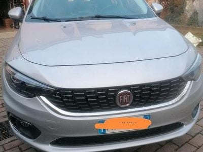 Usata Fiat Tipo Lounge 120 CV (88 kW) 2018 Grigio Berlina