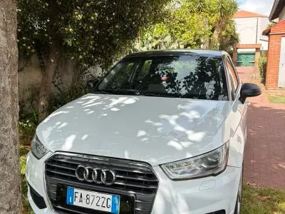 Usata Audi A1 Sportback 90 CV (66 kW) 2015 Bianco Utilitaria