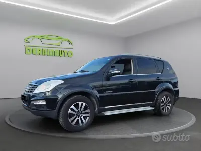 Occasion SsangYong Rexton 155 ch (114 kW) 2015 Noir SUV