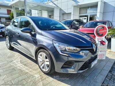 Usata Renault Clio V Business 101 CV (74 kW) 2021 Gray Berlina