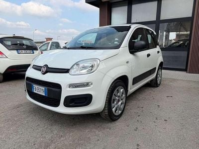 Usata Fiat Panda Easy 80 CV (58 kW) 2015 Bianco Utilitaria