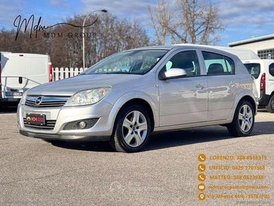 Usata Opel Astra Enjoy 90 CV (66 kW) 2010 Grigio Berlina
