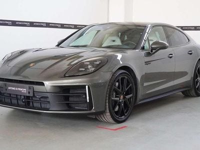 Usata Porsche Panamera 470 CV (345 kW) 2025 Aventurine green Berlina