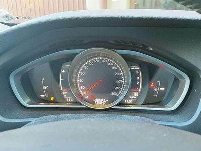 Usata Volvo V40 Kinetic 120 CV (88 kW) 2018 Berlina