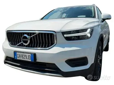 Usata Volvo XC40 Inscription 179 CV (131 kW) 2021 Bianco SUV