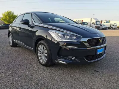 Usata DS Automobiles DS5 Business 120 CV (88 kW) 2016 Utilitaria