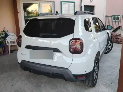 Usata Dacia Duster 101 CV (74 kW) 2023 Bianco SUV