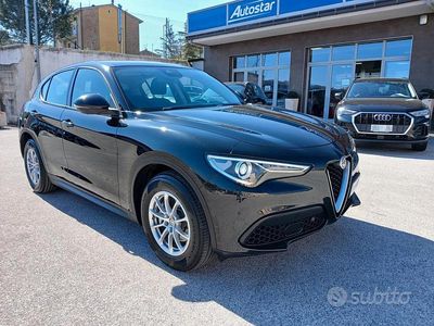 Usado Alfa Romeo Stelvio Business 190 CV (139 kW) 2020 Negro SUV