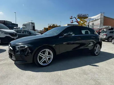 Usata Mercedes A200 163 CV (119 kW) 2020 Nero Berlina