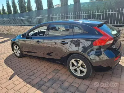 Usata Volvo V40 2014 Nero Berlina