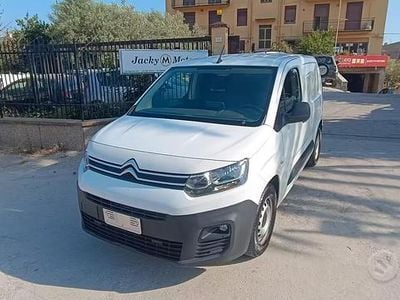 Usata Citroën Berlingo 102 CV (75 kW) 2019 Bianco Monovolume