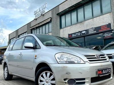 usata Toyota Avensis - 7 POSTI