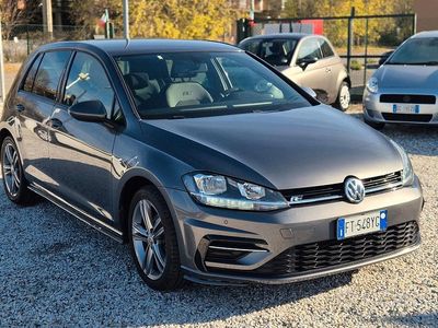Grigio Usata 2019 VW Golf R-line Berlina | 16.400 € (Buon prezzo)
