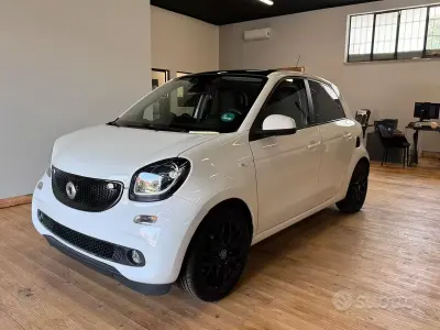Usata Smart ForFour Prime 90 CV (66 kW) 2017 Bianco Utilitaria