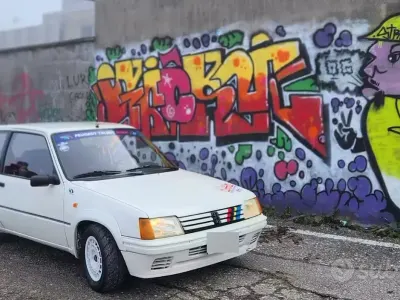 Usata Peugeot 205 101 CV (74 kW) 1990 Bianco Berlina