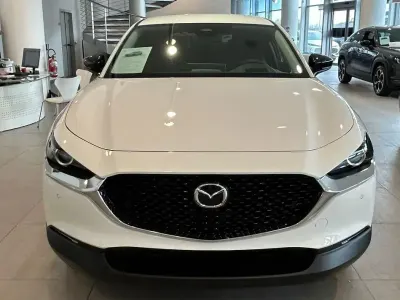 Nuova Mazda CX-30 140 CV (102 kW) 2026 Arctic white SUV
