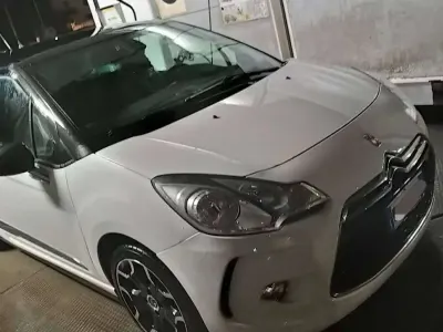 Usata Citroën DS3 Chic 95 CV (69 kW) 2012 Bianco Berlina