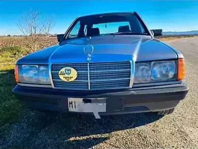 Usata Mercedes 190 90 CV (66 kW) 1987 Berlina