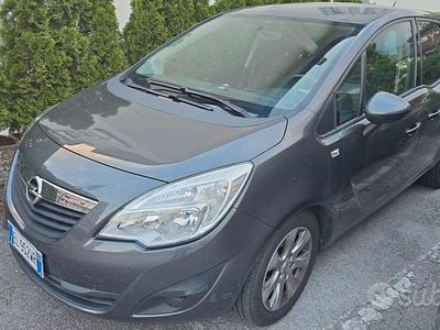 Occasion Opel Meriva Cosmo 95 ch (69 kW) 2012 Gris Monospace