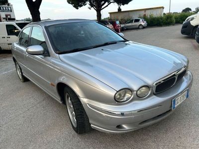 usata Jaguar X-type 2 litri V6 24V cat Classic