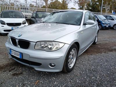 Usata BMW 120 122 CV (89 kW) 2004 Argento Utilitaria