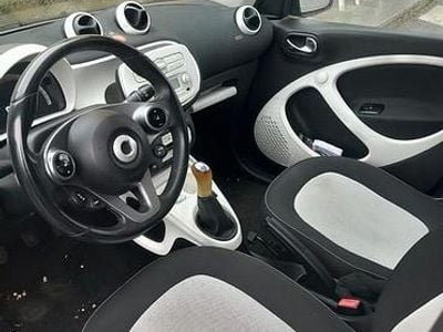 Usata Smart ForFour Passion 71 CV (52 kW) 2015 Nero Utilitaria