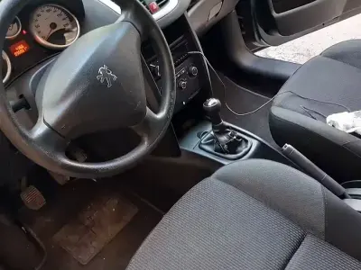 Usata Peugeot 207 73 CV (53 kW) 2010 Grigio Berlina