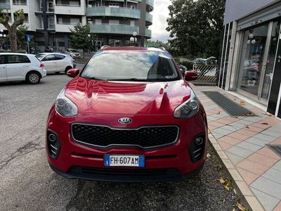 usata Kia Sportage 1.7 CRDI Tenuta sempre in garage. Piccoli graffi sullla carrozzeria