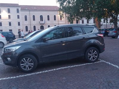 Usata Ford Kuga 150 CV (110 kW) 2018 Grigio SUV