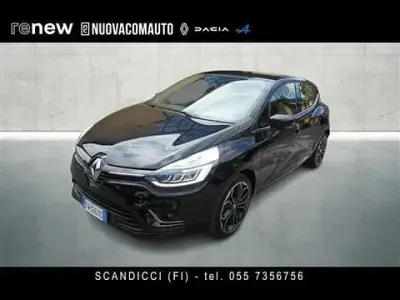 Usata Renault Clio V 90 CV (66 kW) 2019 Utilitaria