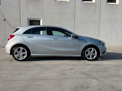 Usata Mercedes A180 109 CV (80 kW) 2015 Berlina