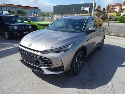 Nuova MG HS Luxury 272 CV (200 kW) 2025 Grigio SUV