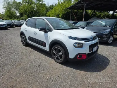 Begagnad Citroën C3 Feel 110 HK (80 kW) 2019 Vit Halvkombi