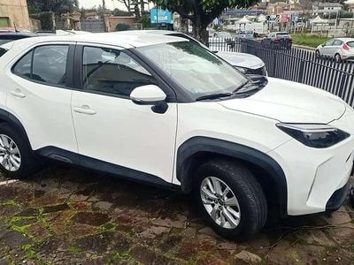 Usata Toyota Yaris Cross Business Edition 92 CV (67 kW) 2022 Bianco SUV