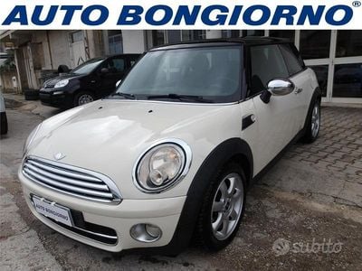 Usata Mini Cooper D 108 CV (79 kW) 2007 Blu Utilitaria