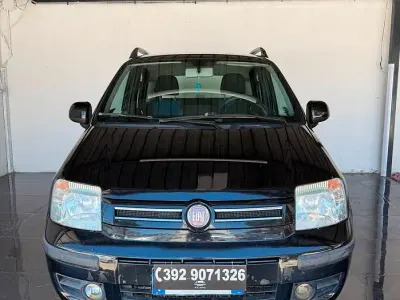 Usata Fiat Panda Active 60 CV (44 kW) 2011 Nero Utilitaria