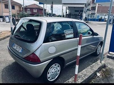 Usata Lancia 2000 80 CV (58 kW) 2000 Grigio Berlina