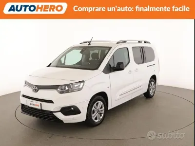 Gebraucht Toyota Proace Verso City 131 PS (96 kW) 2022 Weiß Kombi