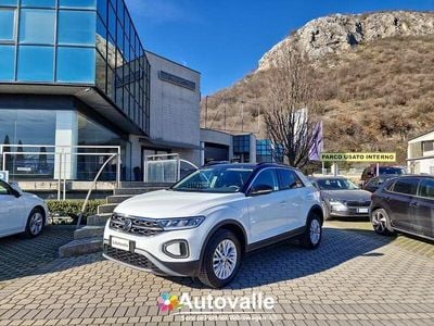 Usata VW T-Roc Life 150 CV (110 kW) 2022 Nero SUV