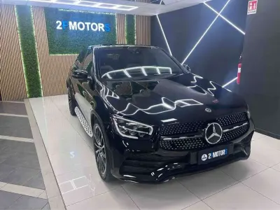 Usata Mercedes GLC300 Premium Plus 245 CV (180 kW) 2020 Nero SUV