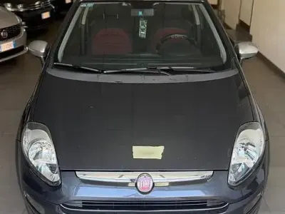 Usata Fiat Punto Evo Dynamic 77 CV (56 kW) 2010 Grigio Utilitaria