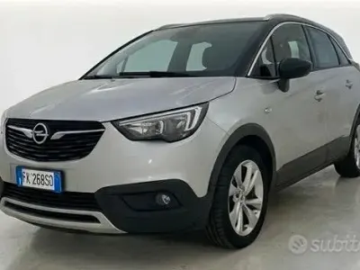 Usata Opel Crossland X 99 CV (72 kW) 2018 Grigio SUV