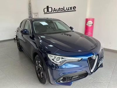 Usata Alfa Romeo Stelvio Executive 180 CV (132 kW) 2017 Blu SUV