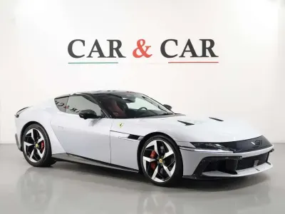 Nuova Ferrari 12 Cilindri 829 CV (609 kW) 2025 Bianco Coupé