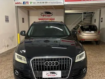 Usata Audi Q5 Business 150 CV (110 kW) 2014 Blu SUV