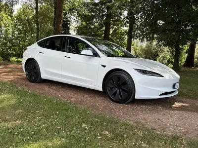 Usata Tesla Model 3 Long Range AWD 152 kW (208 CV) 2024 Bianco Berlina