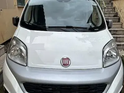 Usata Fiat Qubo Trekking 95 CV (69 kW) 2017 Bianco Monovolume